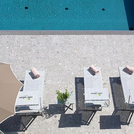 Hotel Mealba サロンノ エクステリア 写真